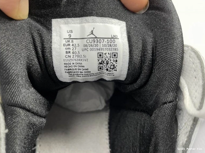 7 CU9307-100 Flint Jordan Retro (2021) 0717